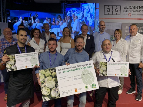 Un tartar de alcachofa confitada sobre tuétano a la brasa gana el concurso de mejor plato con la joya de la huerta