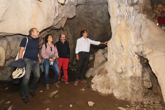 La Diputación abre una nueva senda de acceso a la Cova de l’Or y ampliará el itinerario visitable del enclave