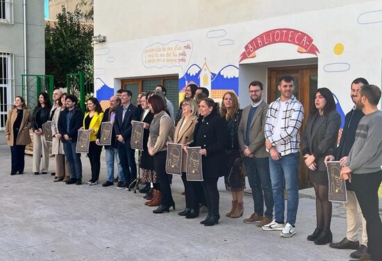 Petrer se une en la red de municipios y universidades que conmemorarán el nacimiento del escritor, periodista y poeta valenciano Vicent Andrés Estellés