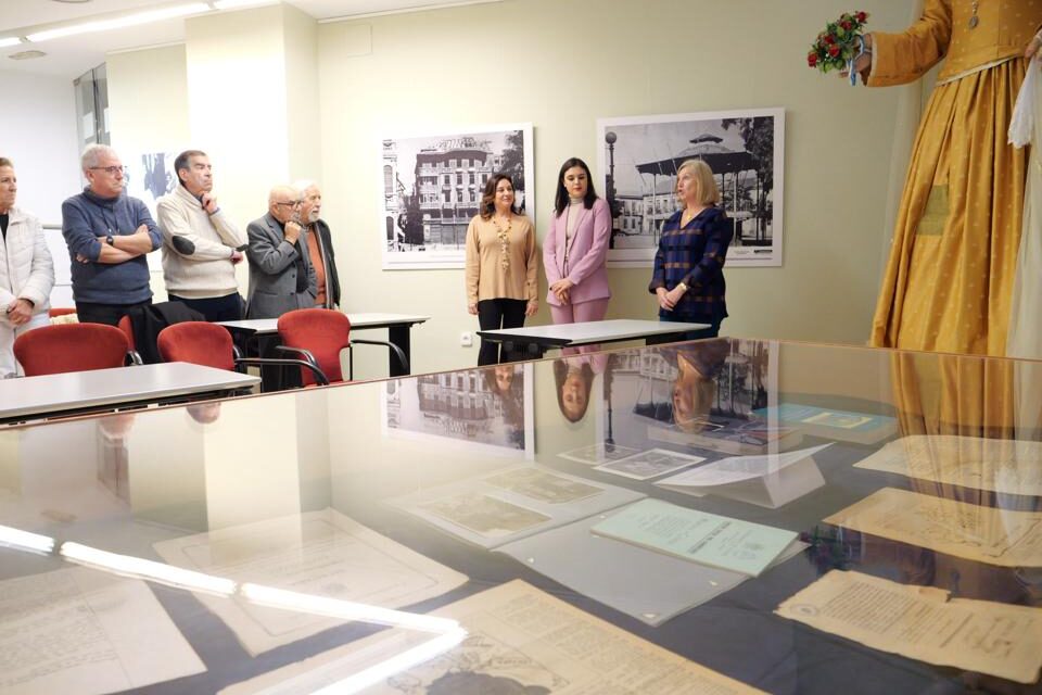 El Archivo Municipal de Alicante conmemora el 120 aniversario de la Asociación de Periodistas con una exposición