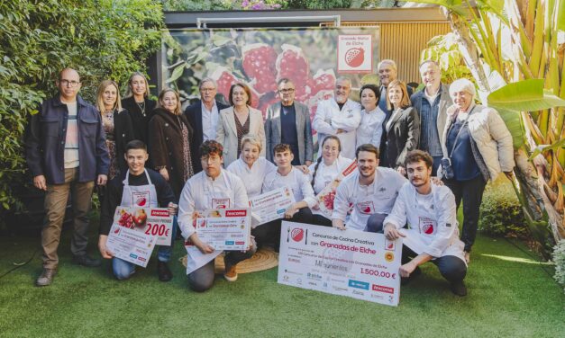 Un plat de magrana mollar d’Elx, la seua dashi i truita del pirinenc gana el concurs de Cuina Creativa amb Magranes d’Elx
