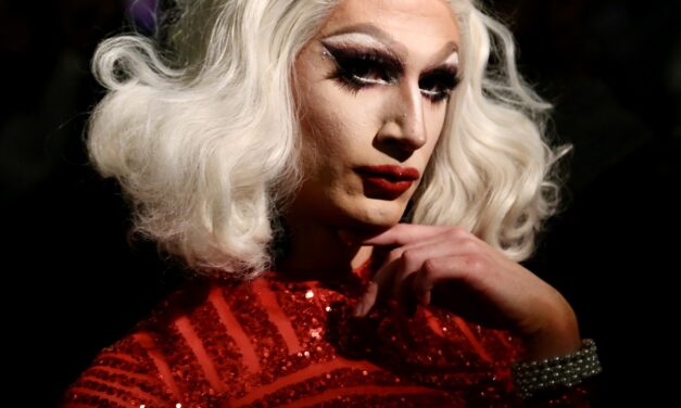 El mundo Drag vuelve al Auditorio Internacional, mientras la zarzuela inunda el Teatro Municipal