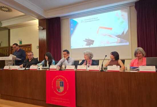La Universidad de Alicante y la Fundación Carmen Santisteban presentan un decálogo para recuperar el pensamiento crítico