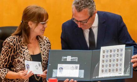 Correus posa en circulació un segell dedicat als 700 anys d’història de Benidorm