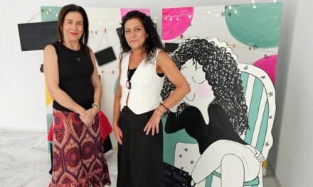 Sandra Prim i el seu alter ego ‘MiMisMa’ aterren a Oriola de la mà de la Regidoria d’Igualtat amb una exposició que combina humor, art i apoderament femení