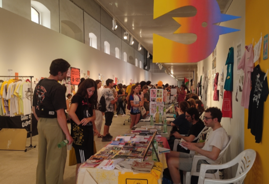La Liada Gràfica celebra la seua cinquena edició aquest cap de setmana en Les Cigarreras amb art gràfic, música en directe, fanzines i tallers