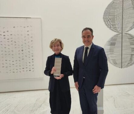Soledad Sevilla dona al MACA seis dibujos relacionados con su serie “Esperando a Sempere” expuesta en el Reina Sofía y en el IVAM