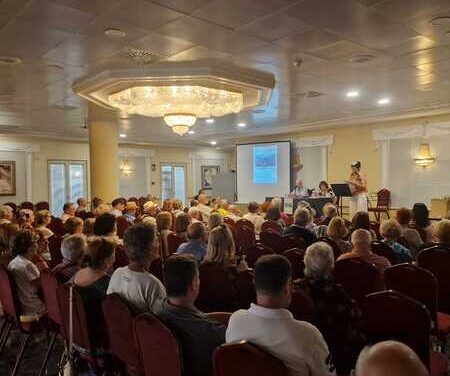Elda acoge el II Encuentro de Poetas con 70 participantes de toda la Comunitat Valenciana