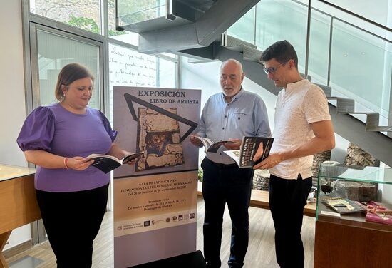 Orihuela acoge la exposición “Libro de artista”, una fusión entre literatura y arte visual