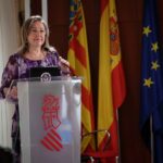 Mar Iglesias toma posesión de su cargo como académica de la AVL