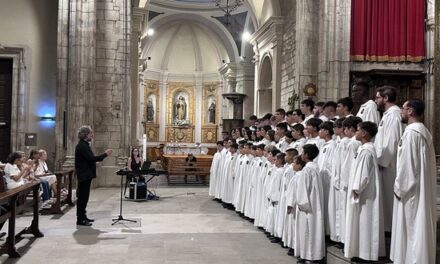 L’Escolania i el Cor Juvenil del Misteri d’Elx inicien la seua gira de concerts en la Catedral de Santa María de Solsona