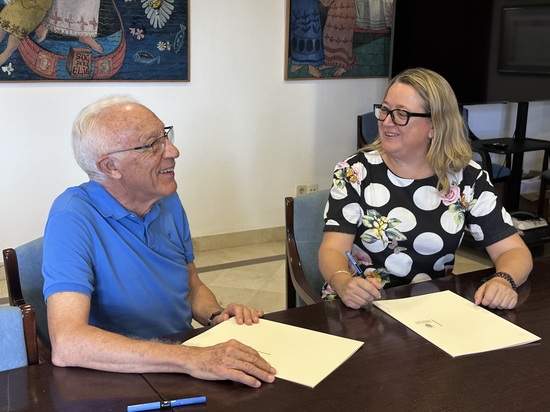 Aigües d’Elx renueva su compromiso con el Misteri d’Elx mediante un nuevo convenio de colaboración