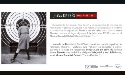 El Museu Boca del Calvari de Benidorm acoge la exposición ‘Moda a pie de calle’ de la fotógrafa Joana Biarnés