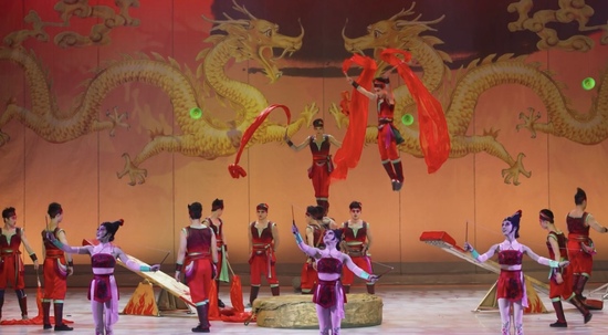 Gran latido cultural en el Auditori Teulada Moraira con el GRAN CIRCO ACROBÁTICO DE CHINA