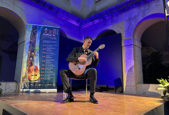La profunda expresividad de Özberk Miraç Sarıgül clausura el Festival de Guitarra ‘Ciutat d’Elx’