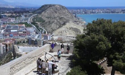 Alacant comença la restauració del baluard de Santa Ana al Castell de Santa Bàrbara