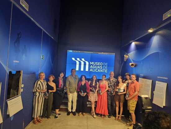 Aguas  de Alicante  renova el suport a autors i col·lectius alacantins per a completar la programació del seu museu en l’últim quadrimestre de 2025
