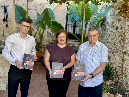 Cultura de Orihuela presenta el primer Catálogo de Fondos de la Casa Museo Miguel Hernández