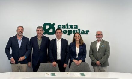 Caixa Popular y el Ayuntamiento de Alcoy formalizan el convenio para impulsar el MUDAA – La Pinacoteca