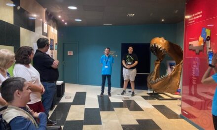 El MUPE y JUAN PERÁN-PIKOLINOS unidos para hacer más accesible el Museo a personas con autismo 