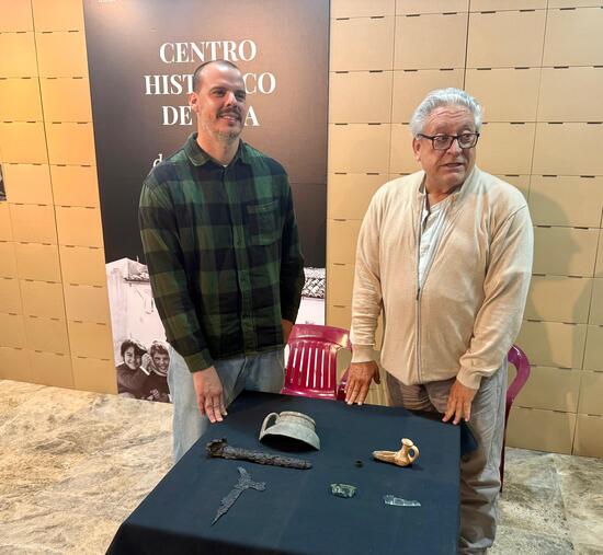 El Ayuntamiento de Elda restaura cinco piezas históricas del Museo Arqueológico, entre ellas una jarrita islámica del siglo XII que será la nueva pieza del trimestre   