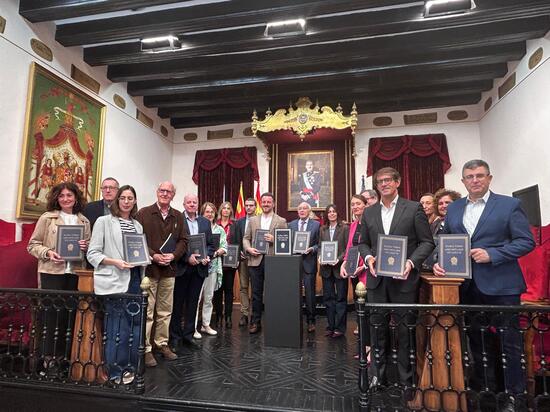 El Patronat del Misteri d’Elx publica una joia documental: el facsímil del text original amb el qual Pius XII va proclamar el Dogma de l’Asunción