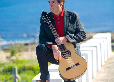 Vicente Ballester ofrecerá un recital de guitarra clásica y barroca este domingo en el Centro Social Platja Albir
