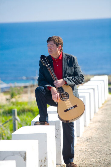Vicente Ballester oferirà un recital de guitarra clàssica i barroca aquest diumenge en el Centre Social Platja Albir