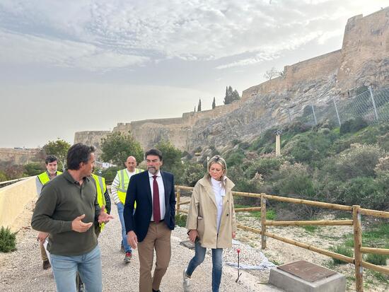 Barcala destaca que “estamos llevando a cabo la mayor inversión de la historia en el Castillo de Santa Bárbara”