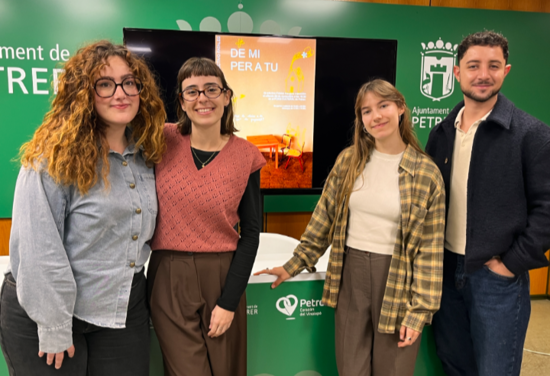 El Forn Cultural inaugura la exposición “De mi per a tu” del colectivo de mujeres artistas Fatales