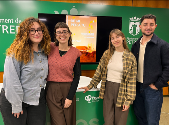 El Forn Cultural inaugura la exposición “De mi per a tu” del colectivo de mujeres artistas Fatales