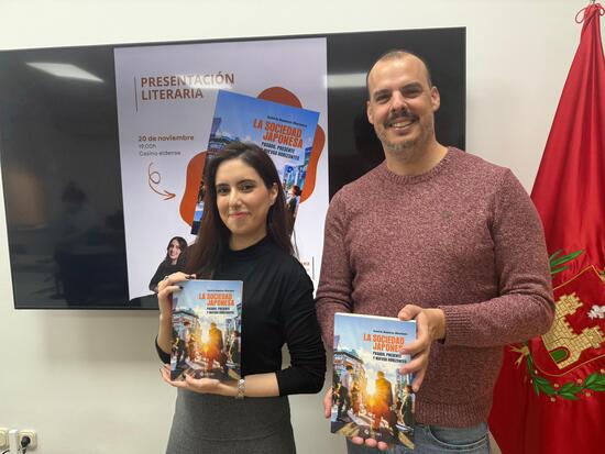 El Casino Eldense acoge la presentación del libro ‘La sociedad japonesa’, obra de la investigadora eldense Estela Ramírez Martínez   