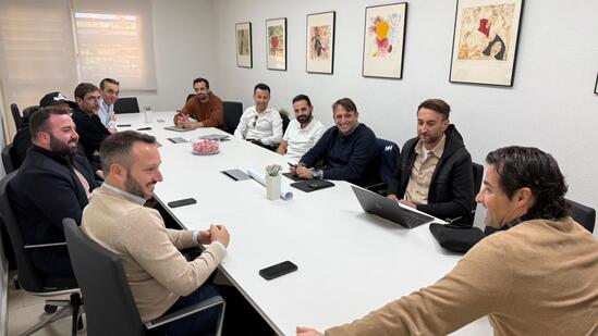 TORREVIEJA trabaja en el verano 2026 y coordina con LOW FESTIVAL, BIGSOUND Y BRILLA TORREVIEJA la mayor estrategia musical de la Comunitat Valenciana