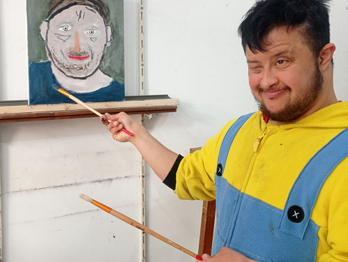 El Museu de Finestrat acoge la exposición “Retratos y cine. La mirada única de un artista sin límites”