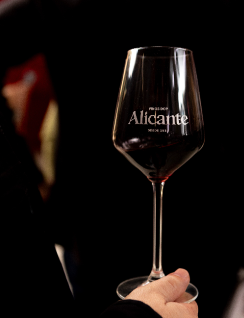Relatos y catas: el día monastrell se celebra en la DOP Alicante