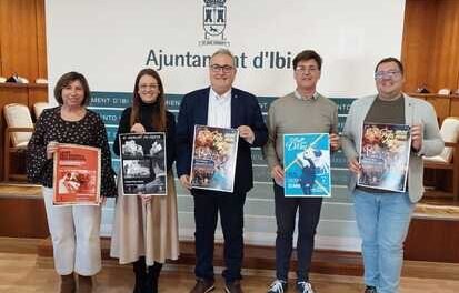 Ibi presenta el cartell i anuncia el pregoner de les seues Festes d’Hivern