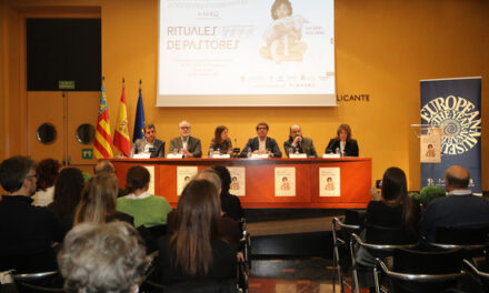 El MARQ exposa per primera vegada peces i restes del canibalisme i els enterraments de la Cova del Randero