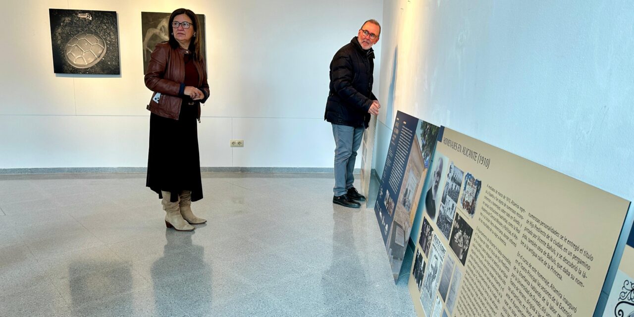 Llegan a la Casa de Cultura de El Campello los 17 paneles que integran la exposición “Rafael Altamira: un alicantino universal”, que será inaugurada en enero