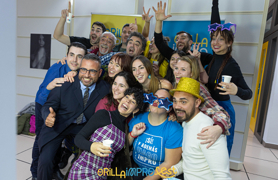 Orilla Impro Fest 2026: la improvisación teatral vuelve a hacer ola en l’Alfàs del Pi