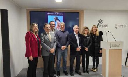 Orihuela presenta en FITUR el cartel de la Semana Santa 2026 y las Jornadas Gastronómicas de Cuaresma