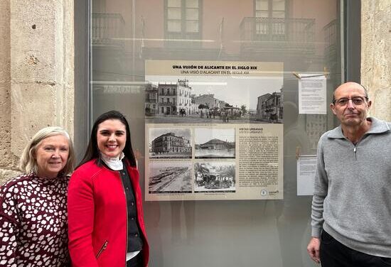 El Archivo Municipal revive el Alicante del siglo XIX con una exposición en la que se puede ver la primera panorámica de la ciudad