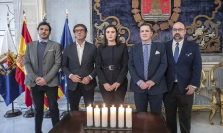 Alacant recorda a les víctimes de l’Holocaust en un emotiu acte celebrat amb la comunitat jueva