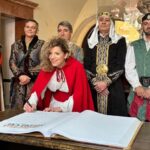 El casco histórico de Orihuela vuelve al Medievo con la apertura del Mercado Medieval