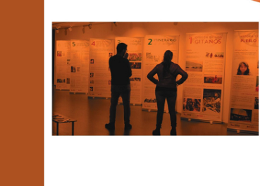 La Casa Grande del Jardín de la Música de Elda acoge desde el jueves 8 una exposición que recorre la historia y la cultura del pueblo gitano