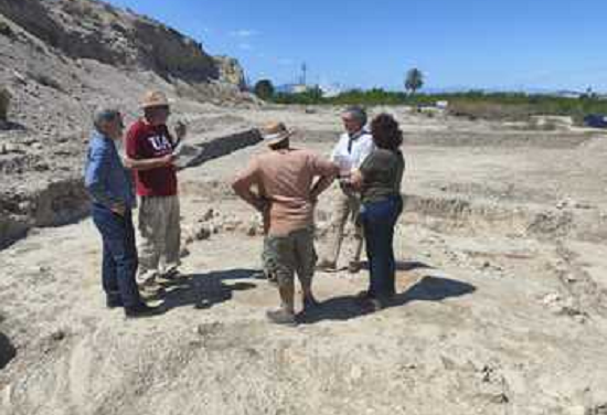 L’Ajuntament d’Oriola i la Universitat d’Alacant renoven el seu conveni per a impulsar la quarta fase del projecte arqueològic dels Saladars