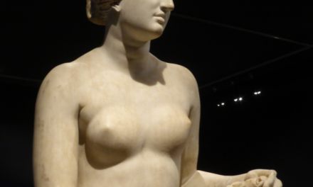  Incorrectamente…político