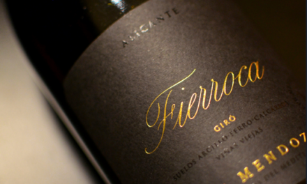 Pepe Mendoza vuelve a encabezar las nuevas puntuaciones de Robert Parker en la DOP Alicante