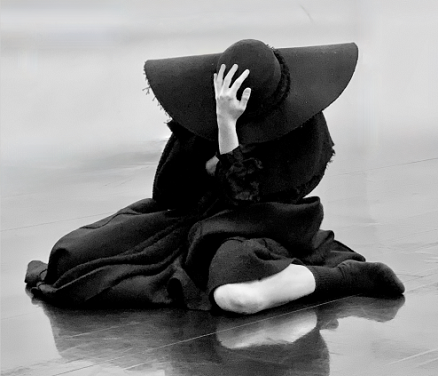 El Teatre Arniches presenta el espectáculo ‘Emigradas’ de Cienfuegos Danza