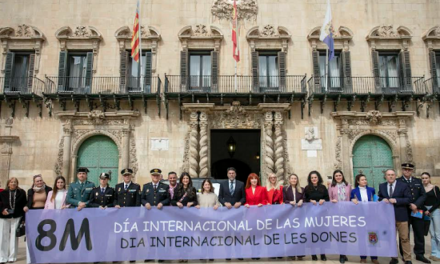 Alacant reclama la “acció de tots” per a aconseguir la igualtat real en l’acte pel Dia Internacional de la Dona