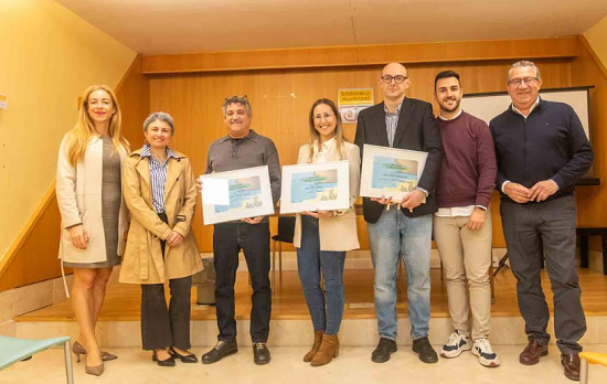 La obra ‘La caixa de la memòria’, de Sara López, se alza con el primer premio del ‘Concurs literari El gos i la tortuga’